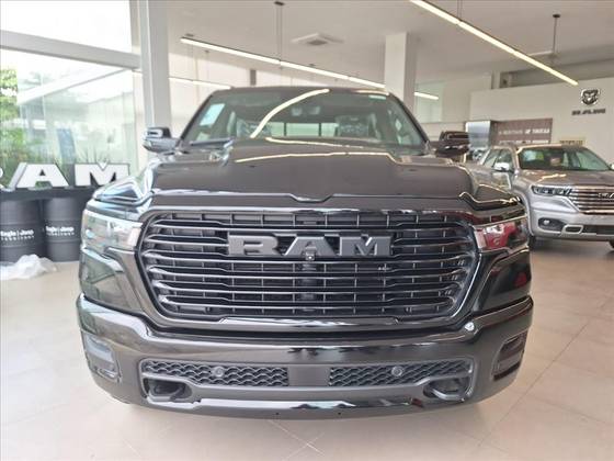 RAM 1500 3.0 HURRICANE 6 BITURBO GASOLINA LARAMIE NIGHT EDITION CD 4X4 AUTOMÁTICO